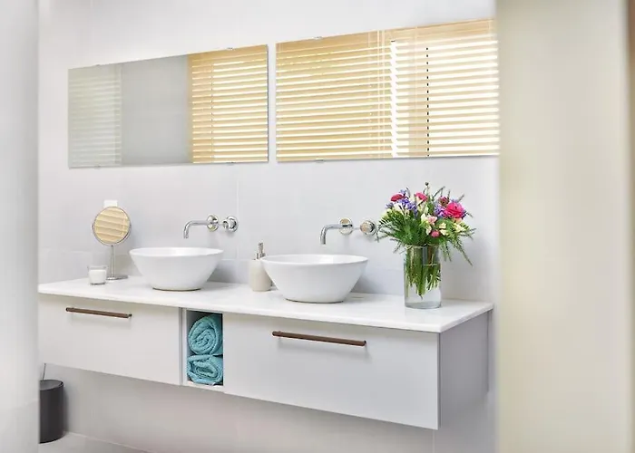 Domo By Real Vision 펜션