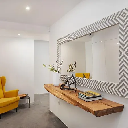 Domo By Real Vision בית נופש פונשל